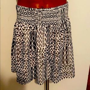 White House Black Market skirt